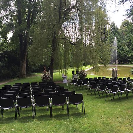 Schloss Muenchenwiler Murten Kültér fotó