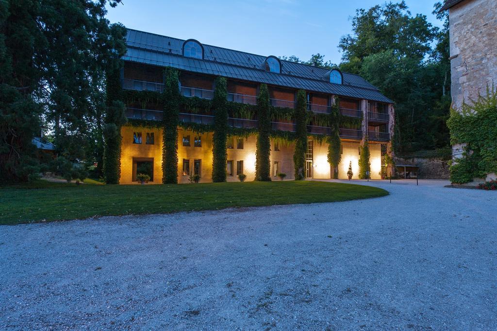 Schloss Muenchenwiler Murten Szoba fotó